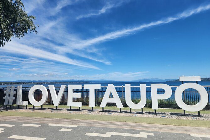 Auckland: Rotorua, Taupo, Waiotapu & Huka Falls Private Trip - Key Points