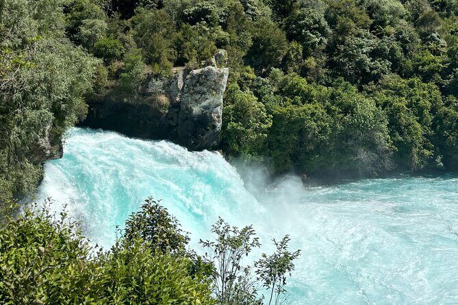 Auckland: Rotorua, Taupo, Waiotapu & Huka Falls Private Trip - A Deep Dive into the Itinerary & Highlights