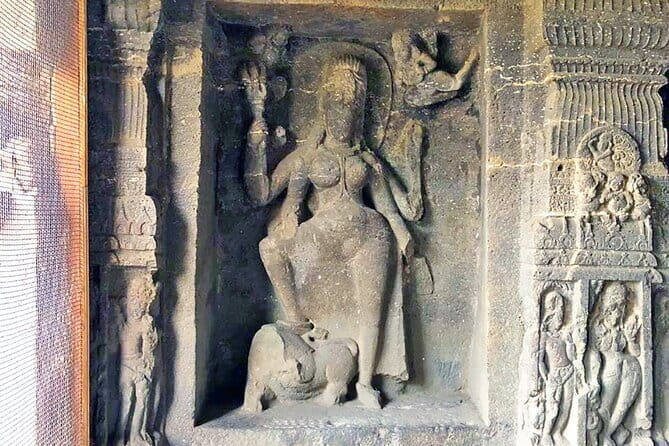Audio Guided Tour of Ellora Hindu Caves, Aurangabad on HopOn India App - Key Points