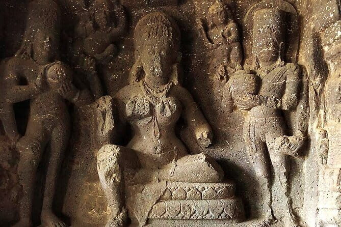 Audio Guided Tour of Ellora Hindu Caves, Aurangabad on HopOn India App - A Practical Review of the Ellora Hindu Caves Audio Tour