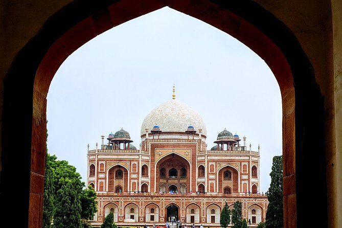 Audio Guided Walk of Humayun's Tomb & Nizammudin Basti, Delhi on HopOn India App - A Deep Dive into the Experience
