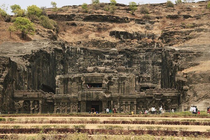 Aurangabad Ajanta & Ellora Caves Same Day Tour - FAQ