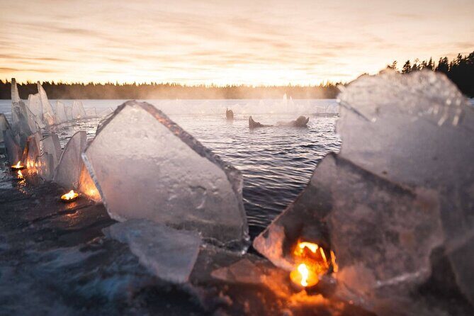 Aurora Arctic Ice Floating in Rovaniemi, Small-group - Authenticity and Local Insights