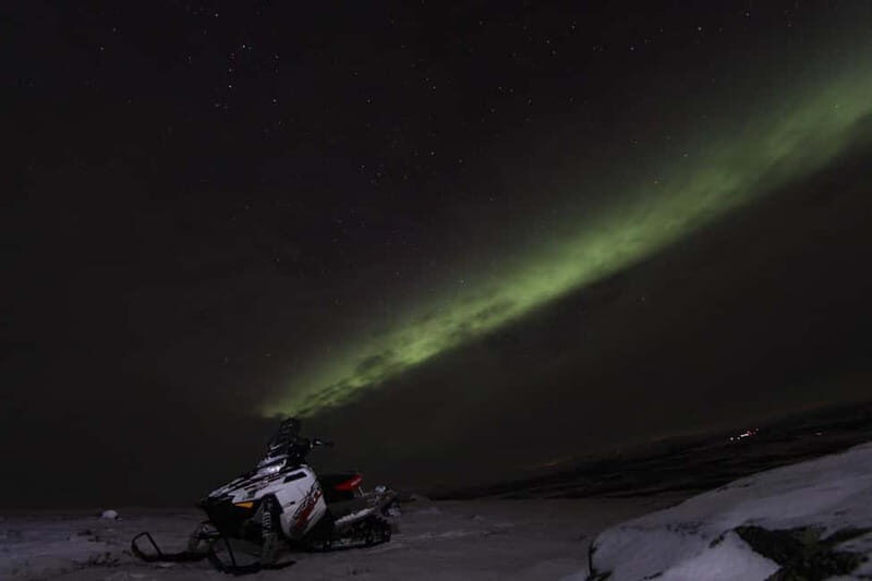 Aurora Hunt on Snowmobile - small groups - Key Points