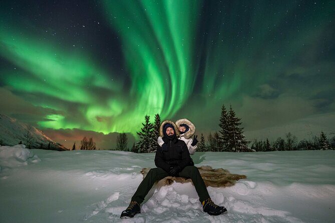 Aurora Magic Northern Lights Tour with Pro Photographer - Aurora Magic Northern Lights Tour with Pro Photographer: A Detailed Review