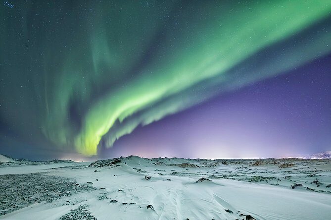 Aurora/Northern light hunt and photos (photography help provided) - Discover the Magic of the Northern Lights with ArcticShots