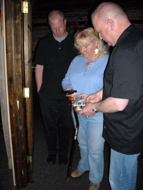 Aurora Two Brothers Roundhouse Ghost Tour - Key Points