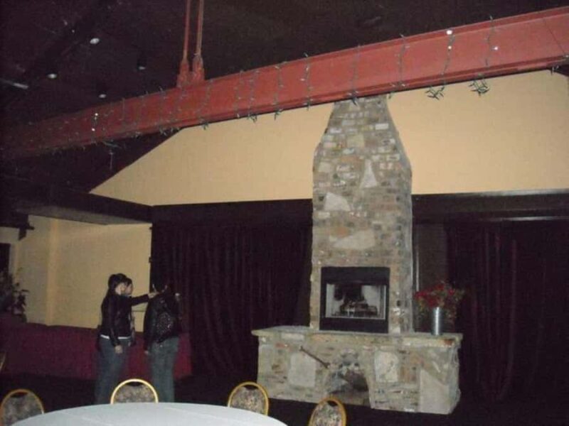 Aurora Two Brothers Roundhouse Ghost Tour - Who Should Consider This Tour?