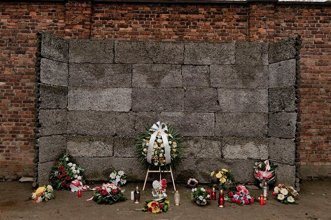Auschwitz-Birkenau and Wieliczka Salt Mine Day Tour from Krakow with private car - FAQ