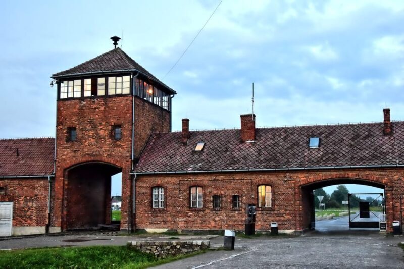Auschwitz-Birkenau: Guided Tour and Skip-The-Line Ticket - Key Points