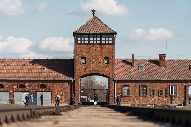 Auschwitz-Birkenau Guided Tour from Krakow with Hotel Pickup - Auschwitz-Birkenau Guided Tour from Krakow with Hotel Pickup: An Honest Review