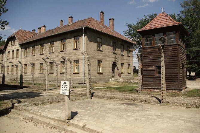 Auschwitz-Birkenau Guided Tour with Private Transport from Kraków - FAQ