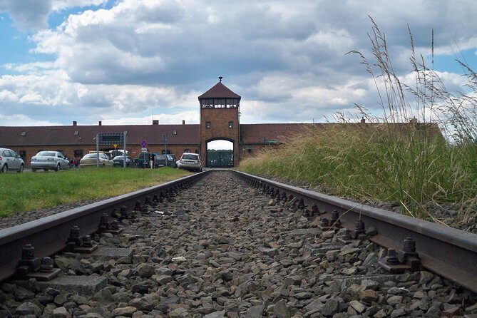 Auschwitz-Birkenau last minute guided Tour - In-Depth Look at the Auschwitz-Birkenau Guided Tour