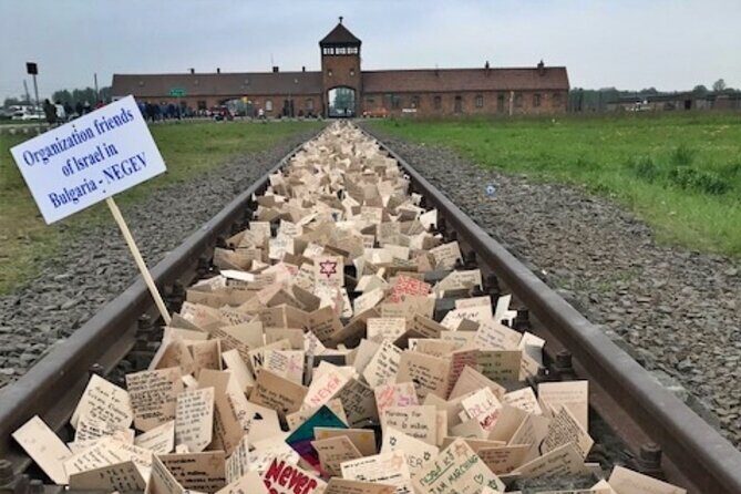 Auschwitz-Birkenau: private or group & Schindler's Factory option - Key Points