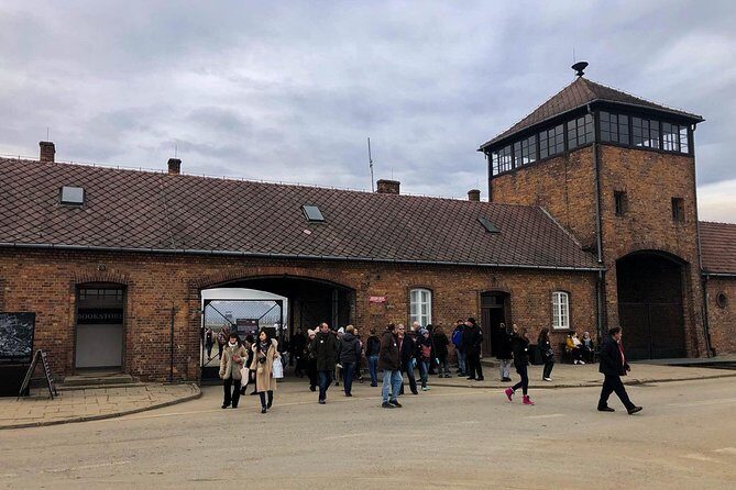 Auschwitz - Birkenau Tour with Private Transport from Krakow - Deep Dive into the Itinerary and Experience