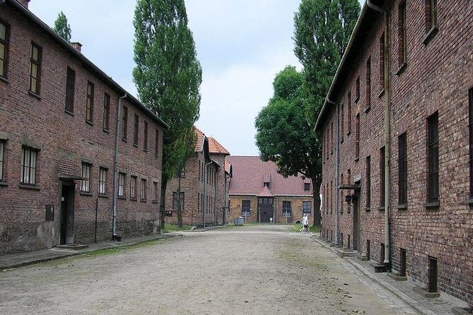 Auschwitz Guided Tour - Why This Tour Offers Great Value