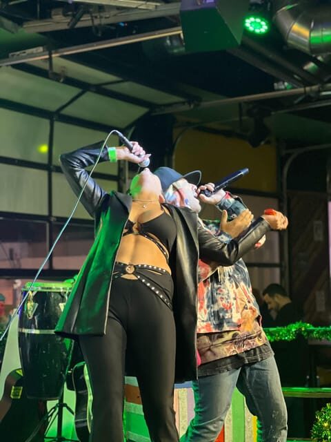 Austin 6th Street Bar Crawl | The Epic Group - A Closer Look at the Austin 6th Street Bar Crawl