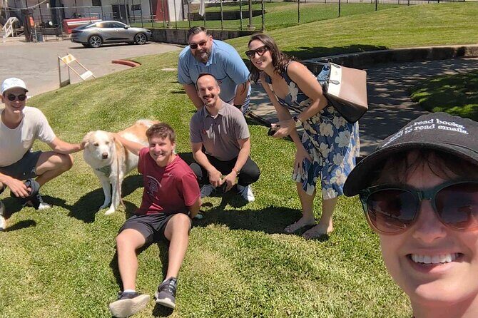 Austin South Congress Sleuths Scavenger Hunt - Walking Through the Experience
