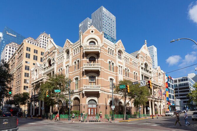 Austins Treasures Private tour: A Heroic Downtown Discovery Walk - Who Should Book This Tour?