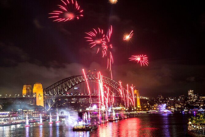 Australia Day Dinner and Fireworks Cruise on Sydney Harbour - FAQ