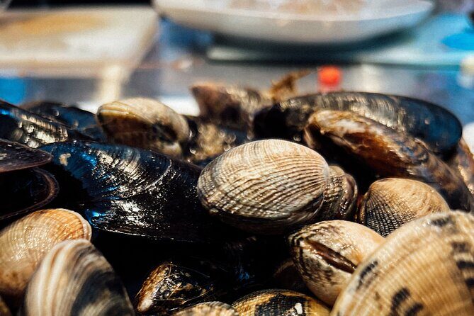Authentic Barcelona Cooking Class: Market Tour & Paella Workshop - Who Will Love This Tour?