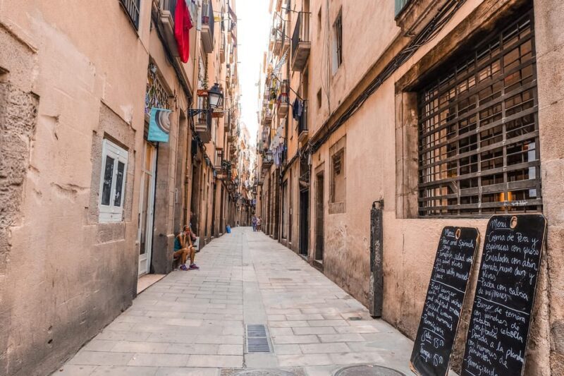 Authentic Barcelona Tapas Tasting Private Tour - Who Should Consider This Tour?
