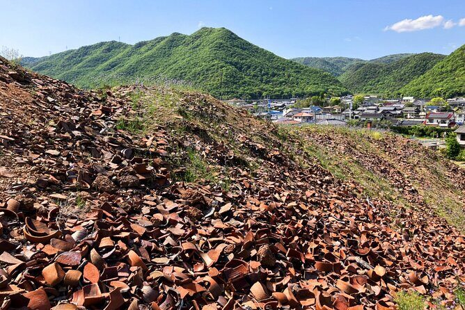 Authentic Bizen: Pottery Town Walking Tour with Local Guide - Experience the Charm of Bizen: Pottery Town Walking Tour with a Local Guide