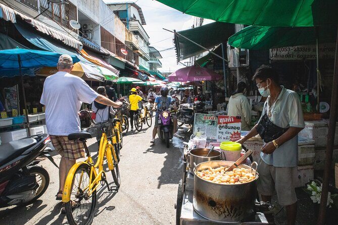 Authentic Chiang Mai 4-Hour Bicycle Tour with Northern Food - The Sum Up