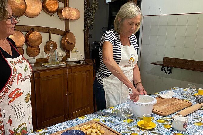 Authentic cooking class on a farm with a view of Sorrento. - Who Should Book This Experience?