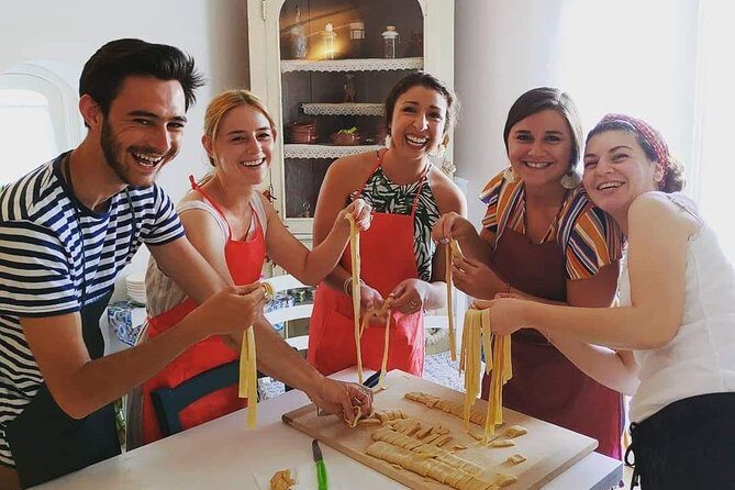 Authentic Cooking with Locals: Meal, Wine & Scenic Views - What We Love About It
