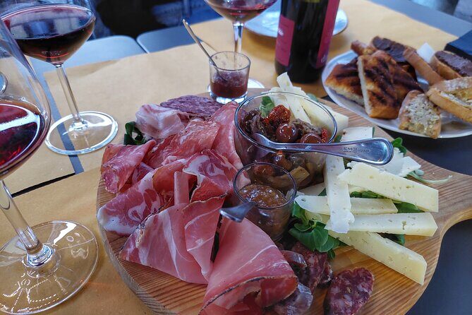 Authentic Full dinner & Wine Experience with a Sommelier in Pisa - Key Points