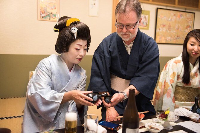 Authentic Geisha Performance with Kaiseki Dinner in Tokyo - Who Will Love This Tour?