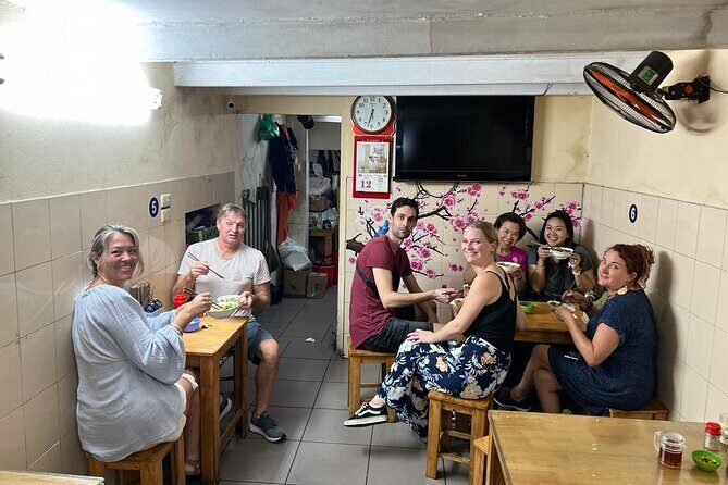 AUTHENTIC Hanoi Street Walking Foodie Tour By Night Time - Exploring Hanoi’s Old Quarter by Night: A Food Lover’s Guide