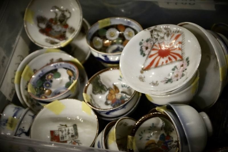 Authentic Kintsugi Workshop: Art of Golden Joinery in Shibuya - Instruction and the studio atmosphere