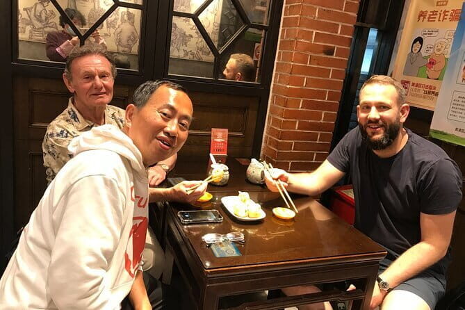 Authentic Local Food Tour In Downtown Shanghai-Tip Based - Discovering Downtown Shanghai’s Food Scene