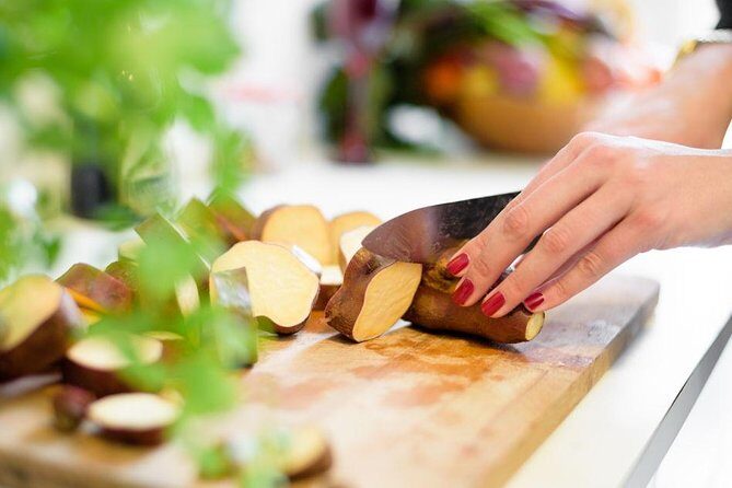 Authentic Portuguese Cooking Class and Dinner in a Lisbon Home - Practical Details & Tips