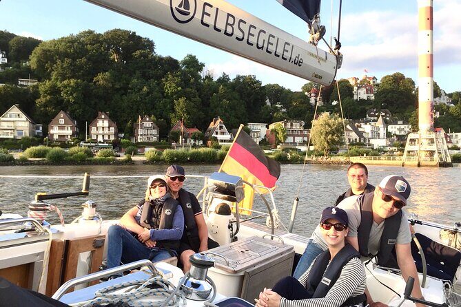 Authentic Sailingtrip "To the Gates of Hamburg" from Wedel - FAQ