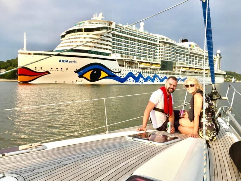 Authentic sailingtrip "towards Blankenese", Hamburg/Elbe - Who Should Consider This Experience?