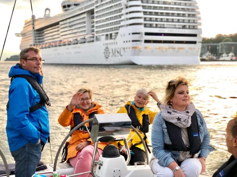 Authentic sailingtrip "towards Blankenese", Hamburg/Elbe - Frequently Asked Questions