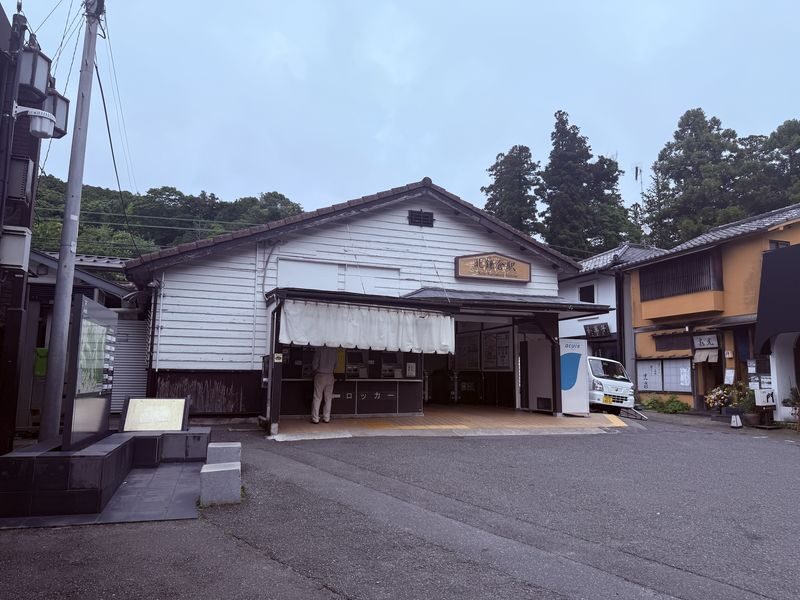 Authentic Tea Ceremony Experience in Kamakura (60 Minutes) - Watching tea being prepared