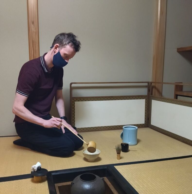 Authentic Tea Ceremony Honmachi Classroom - Who will get the most from it