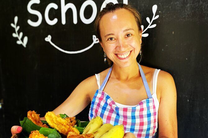 Authentic Thai Cooking Class in Khao Lak with Market Tour by Pakinnaka School - Analyzing the Value