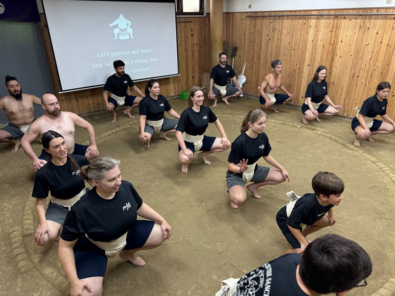 Authentic Tokyo Sumo: Enter the Ring & Chanko Lunch - Best for curious families and hands-on learners