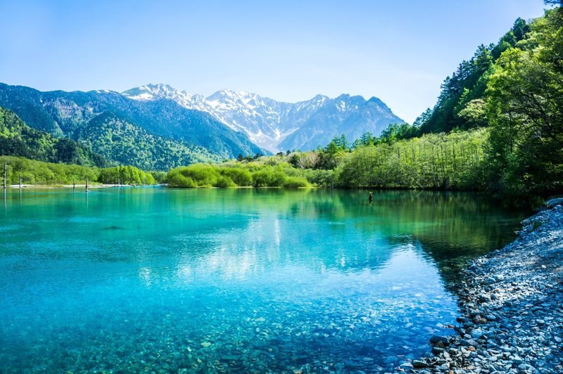 Autumn Colors Exclusive: Scenic Kamikochi 1-Day Bus Tour from Tokyo - Who should choose this autumn outing?