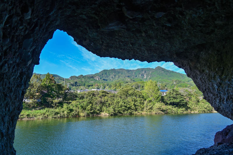Autumn Limited: Kokonoe Bridge, Usa Shrine, Yabakei from Fukuoka - Aonodomon: a tunnel cut by hand