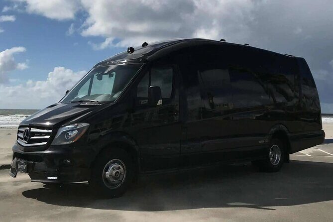 Autumn Romance Escape: A Nashville Couples' Getaway - Key Points