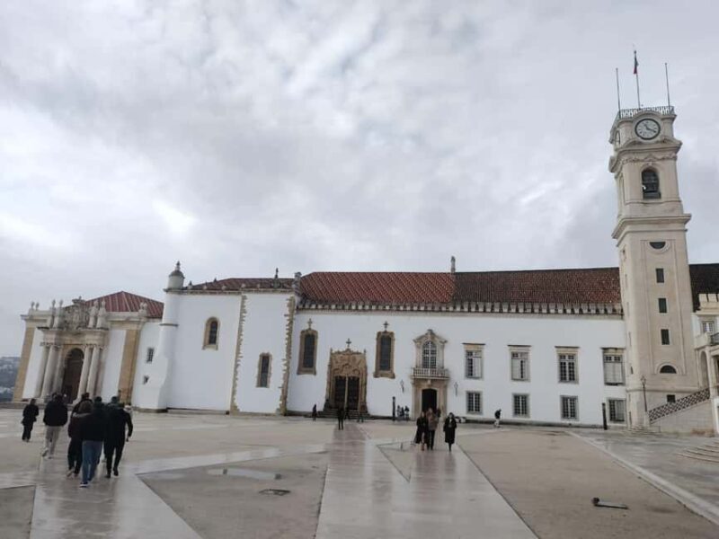 Aveiro and Coimbra private tour from Porto - FAQs