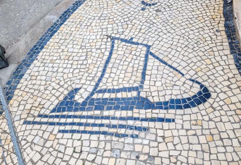 Aveiro City Tour: Private day trip with tickets included. - Key Points