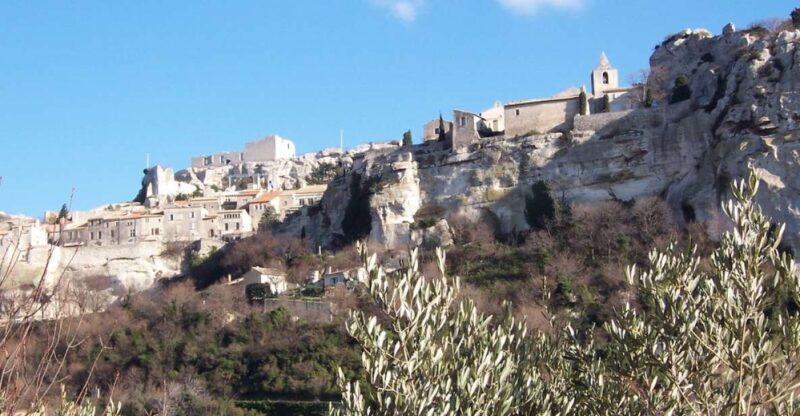 Avignon: Pont du Gard, Saint Remy and Les Baux Half-Day Tour - Experience Overview