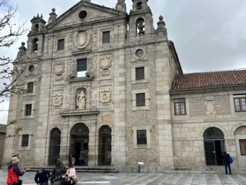 Avila: Half-day private tour in a minivan from Madrid - Who Will Love This Tour?